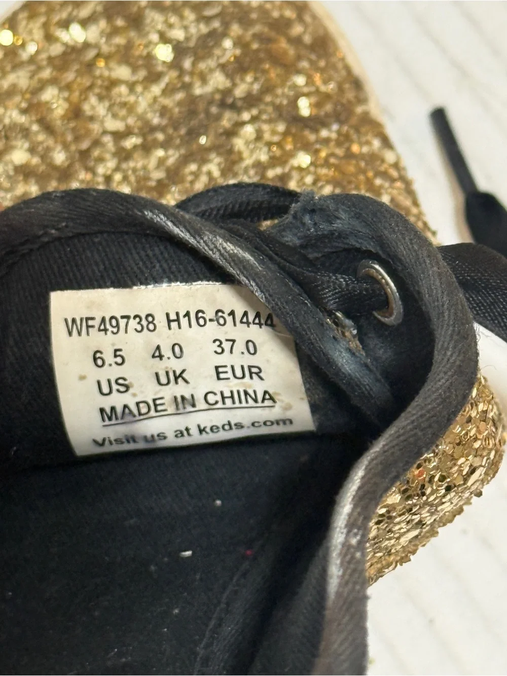 Keds x Kate Spade New York Champion Gold Glitter Sneakers Satin ties Sz 6 1/2